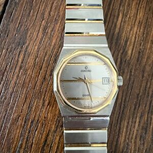 Concord Mariner SG. Two tone.